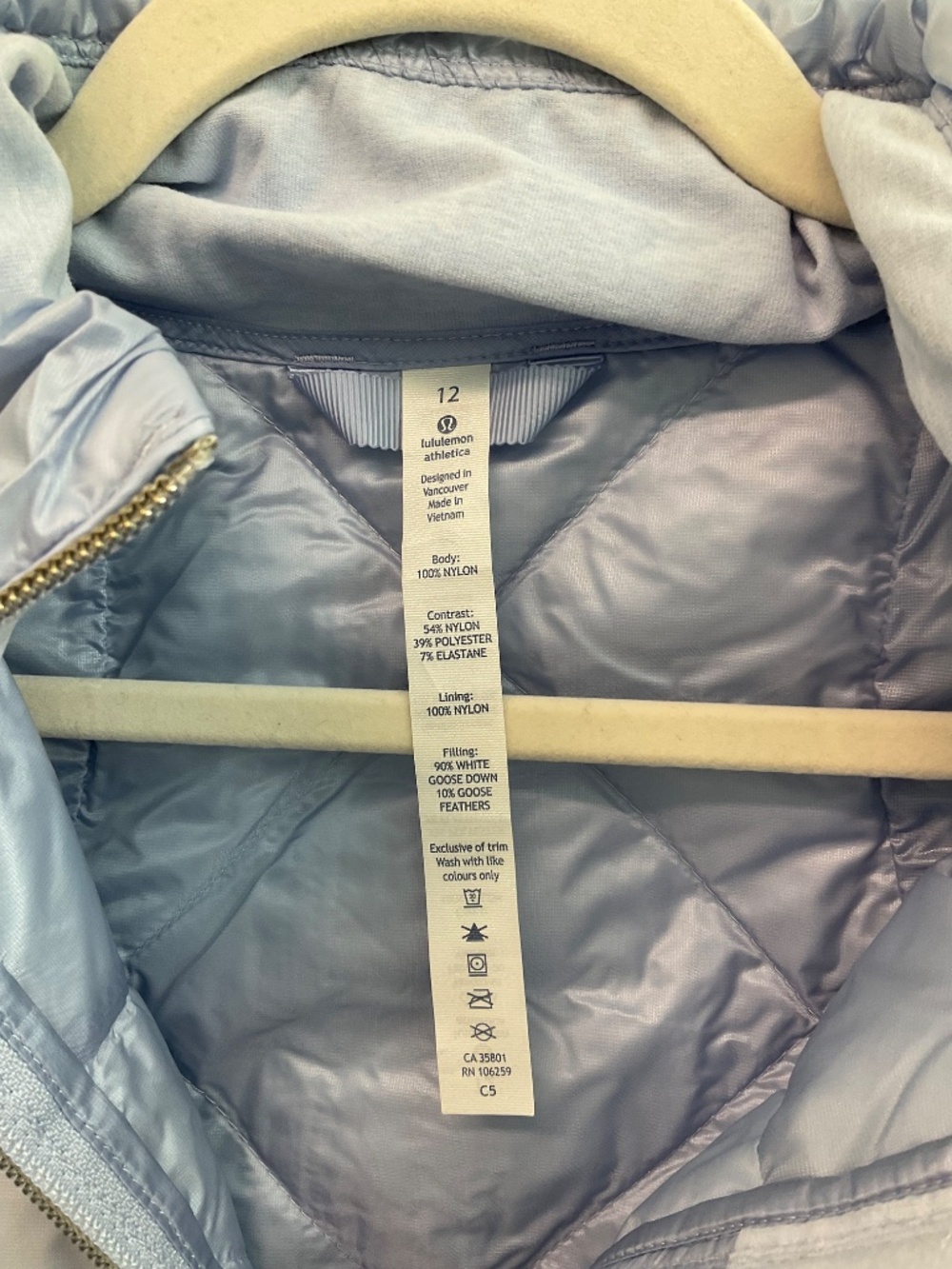 Lululemon Down For A Run Vest *Goose Down Quilted Cool Breeze 12 - Picture 7 of 9